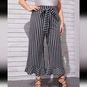 NEW Plus Size Pin Stripped wide leg ruffled pants.